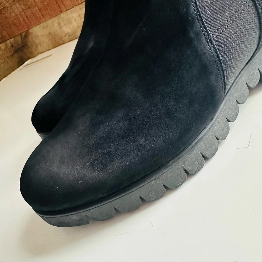 Mephisto World’s Finest Footwear Lyana Black Ankle Boots
